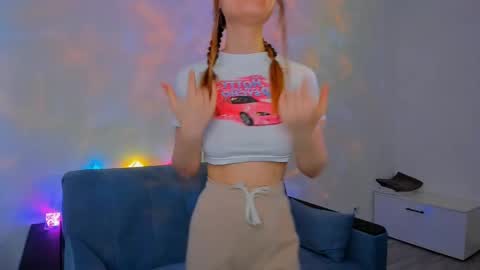 Marilina online show from February 11, 4:11 am