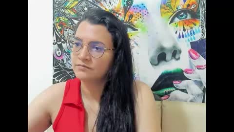 Snapshot of marilyn_garcia chatting on March 18, 12:14 am MARILYN SEXY online show from March 18, 12:14 am