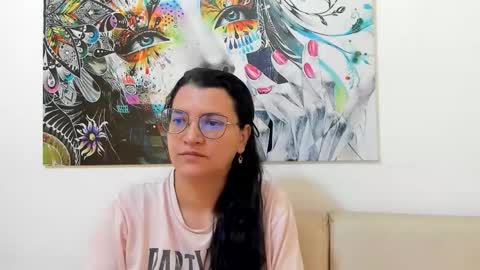 Snapshot of marilyn_garcia chatting on March 21, 4:54 pm MARILYN SEXY online show from March 21, 4:54 pm