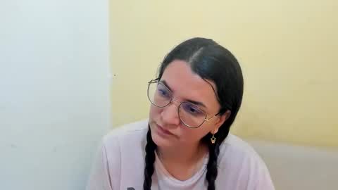 Snapshot of marilyn_garcia chatting on March 30, 2:07 pm MARILYN SEXY online show from March 30, 2:07 pm