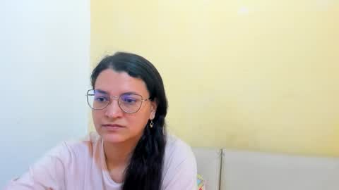 Snapshot of marilyn_garcia chatting on April 10, 2:22 pm MARILYN SEXY online show from April 10, 2:22 pm