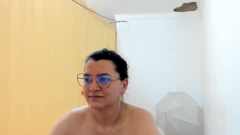 Snapshot of marilyn_garcia chatting on May 16, 2:16 pm MARILYN SEXY online show from May 16, 2:16 pm