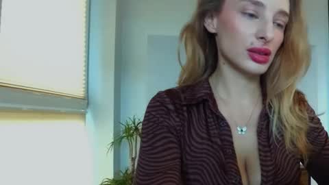 MarilynDevilish online show from January 15, 8:41 am