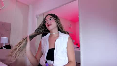 Marilyn online show from October 22, 12:27 pm