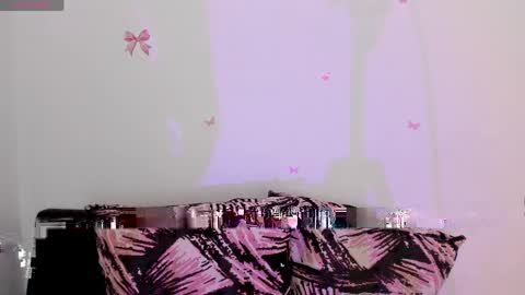 Snapshot of marilyndupont chatting on April 27, 3:59 am Marilyn online show from April 27, 3:59 am