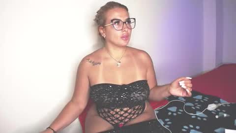 Marilyn Leon online show from October 23, 1:38 am