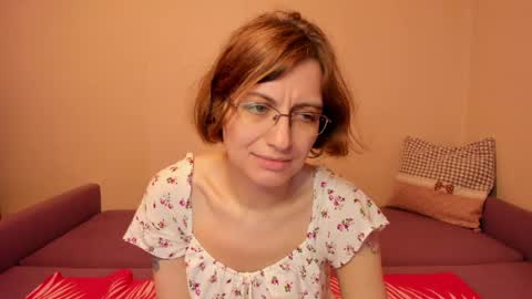 Marilyn online show from April 22, 6:42 pm