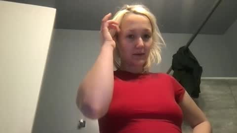 Snapshot of marilynxo7 chatting on March 2, 2:36 am marilynxo7 online show from March 2, 2:36 am