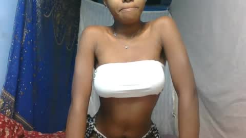 Snapshot of marinagold69 chatting on June 18, 7:08 am marinagold69 online show from June 18, 7:08 am
