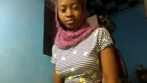 Snapshot of marinagold69 chatting on June 26, 1:59 pm marinagold69 online show from June 26, 1:59 pm