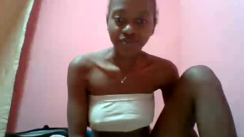 Snapshot of marinagold69 chatting on July 9, 1:26 pm marinagold69 online show from July 9, 1:26 pm