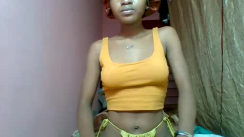 Snapshot of marinagold69 chatting on July 11, 5:32 am marinagold69 online show from July 11, 5:32 am