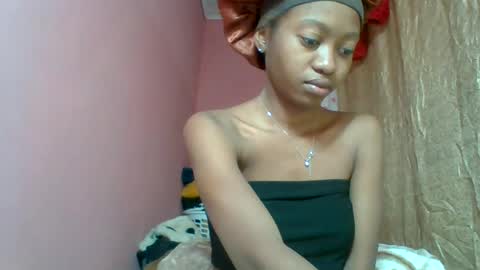Snapshot of marinagold69 chatting on July 14, 5:56 am marinagold69 online show from July 14, 5:56 am