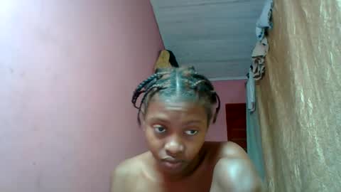 Snapshot of marinagold69 chatting on July 28, 12:34 pm marinagold69 online show from July 28, 12:34 pm