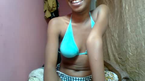 Snapshot of marinagold69 chatting on July 29, 3:43 pm marinagold69 online show from July 29, 3:43 pm