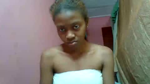 Snapshot of marinagold69 chatting on August 3, 11:48 am marinagold69 online show from August 3, 11:48 am
