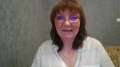 marinamrs online show from October 31, 9:05 pm