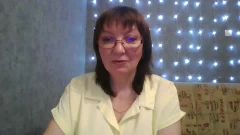 marinamrs online show from January 8, 10:45 pm