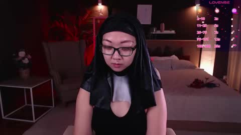 Snapshot of marine_vact chatting on October 1, 2:12 pm Marine  online show from October 1, 2:12 pm
