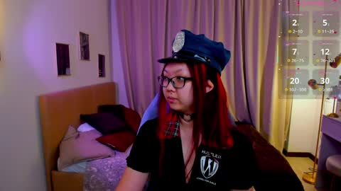 Marine  online show from April 5, 2:03 pm