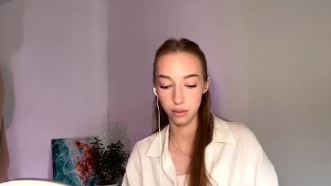 Amelia online show from June 14, 8:27 am