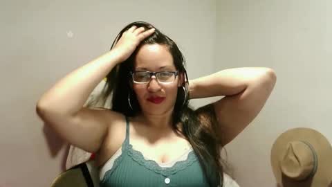 Snapshot of mariposahot33 chatting on October 2, 9:22 pm MARIPOSAhot33 online show from October 2, 9:22 pm