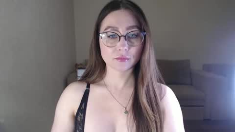 Marisha Arimova online show from November 21, 12:10 am