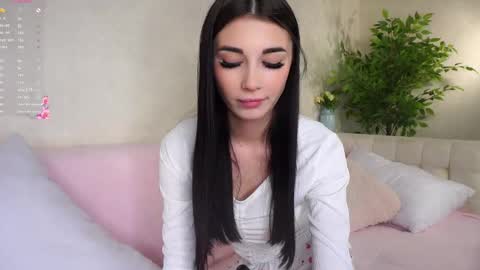 Mari online show from April 28, 4:12 pm