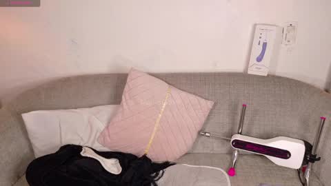 Snapshot of marivimichel_s chatting on April 16, 10:38 am marivimichel_s online show from April 16, 10:38 am
