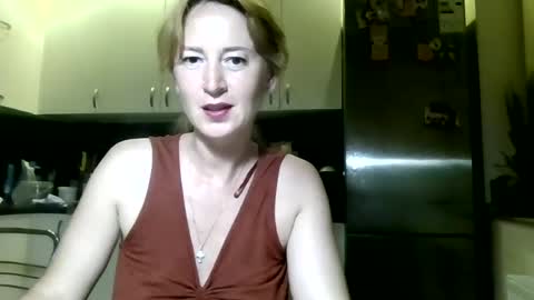 Snapshot of marizafouset chatting on June 22, 9:34 pm MarizaFouset online show from June 22, 9:34 pm