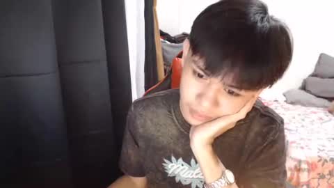 mark1544388 online show from May 19, 6:14 pm