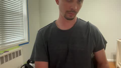 Snapshot of mark23803635 chatting on February 15, 8:22 pm Mark23 online show from February 15, 8:22 pm