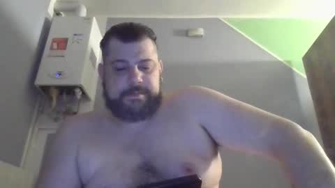 Snapshot of mark2985555 chatting on April 21, 12:23 am mark2985555 online show from April 21, 12:23 am