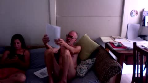 mark_and_lola online show from January 17, 2:27 am