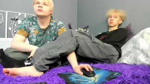 mark_brain online show from April 8, 12:27 pm