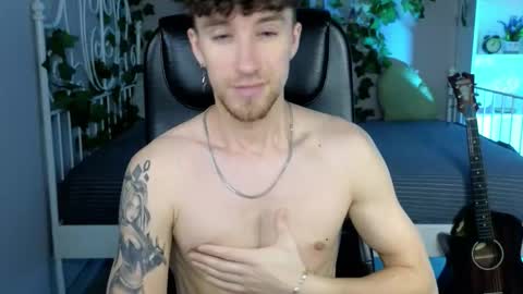 mark_caron online show from November 26, 8:43 pm