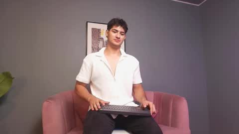 mark_evans1_ online show from October 24, 2:13 pm