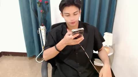 JUST CALL ME MARK online show from April 29, 10:08 am