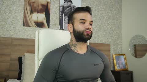 Mark online show from February 23, 11:04 pm