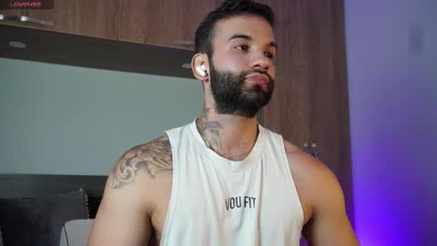 Mark online show from October 9, 7:34 pm