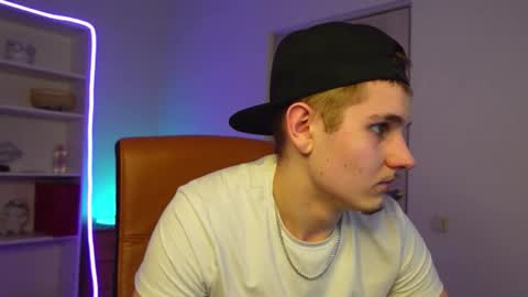 Snapshot of mark_karson chatting on February 25, 5:33 pm MARK KARSON online show from February 25, 5:33 pm