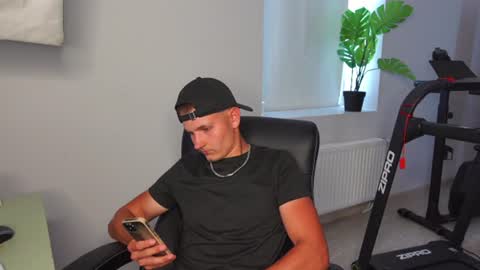 Snapshot of mark_karson chatting on August 2, 12:14 pm MARK KARSON online show from August 2, 12:14 pm