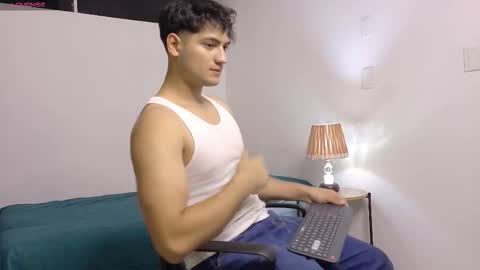 Snapshot of mark_miller7 chatting on February 24, 1:25 am Antonio banderas online show from February 24, 1:25 am