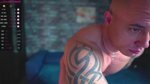 Mark online show from January 26, 11:29 pm