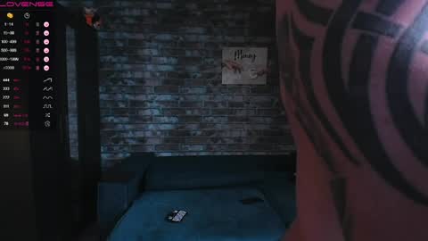 Mark online show from May 22, 2:51 am