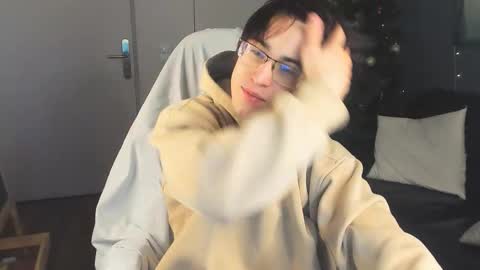 mark online show from December 5, 6:00 am