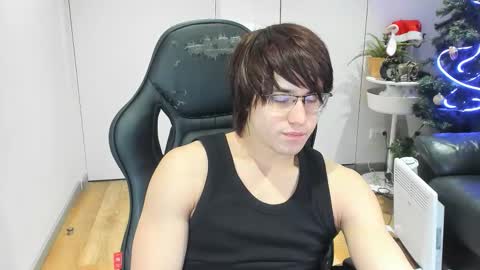 mark online show from December 17, 7:14 am