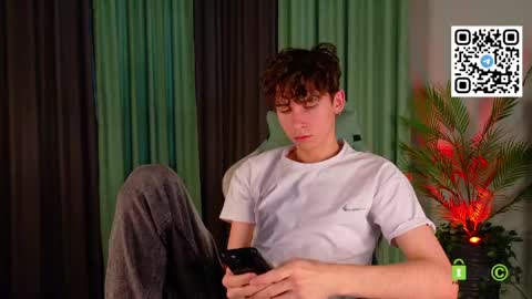 Mark online show from March 22, 12:08 pm