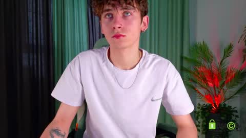 Mark online show from April 15, 10:44 am