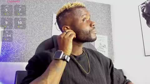 Mark online show from February 22, 7:12 pm